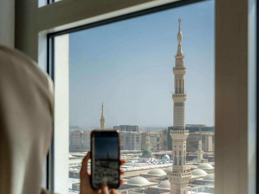 5 star Anwar Al Madinah Hotel