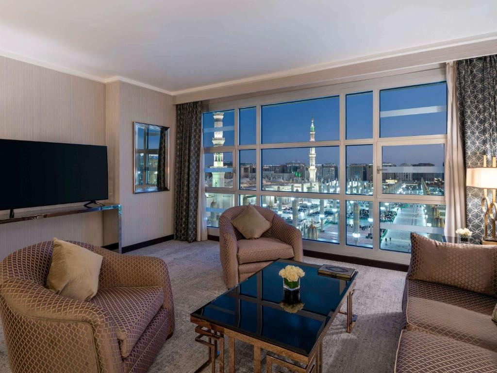 5 star Anwar Al Madinah Hotel